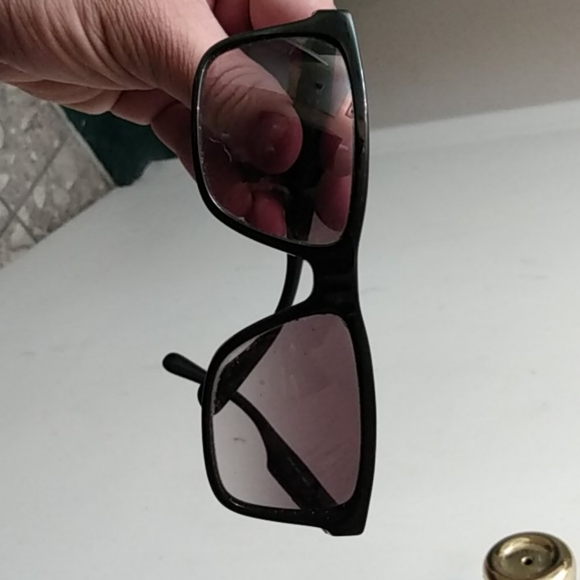 Prada Sunglasses Great condition asking $130 obo - Picture 2 of 4